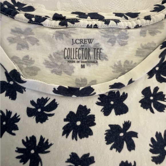 J. Crew T Shirt Navy Blue Floral Short Sleeve Collector Tee Womens Size Medium - Picture 7 of 7